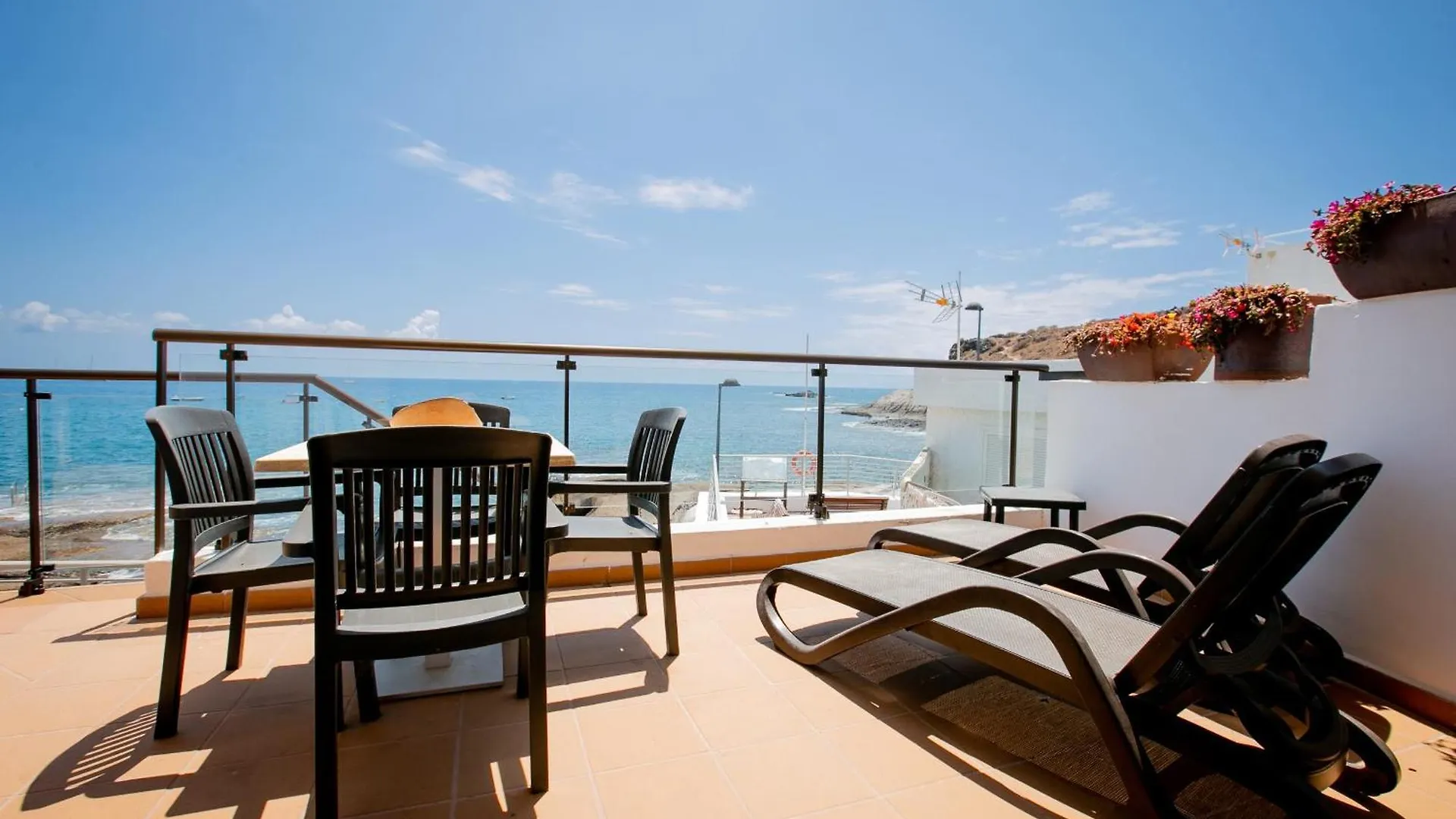 Apartments La Caleta Sunrises Costa Adeje İspanya